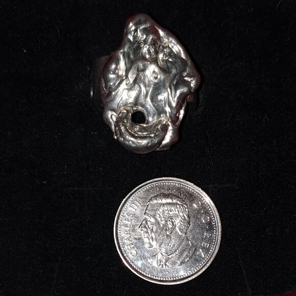 Unusual Bold Vintage 1960s Silver .500 Hammered Brutalist Statement Ring - Picture 5 of 14